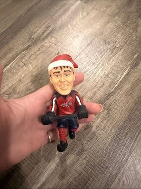 Washington Capitals Alex Ovechkin Ornament - Holiday Home Games Decor